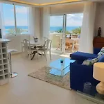 Fantastic In Front Of The Sea & Marina *