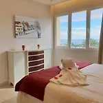 Apartment Fantastic In Front Of The Sea & Marina *